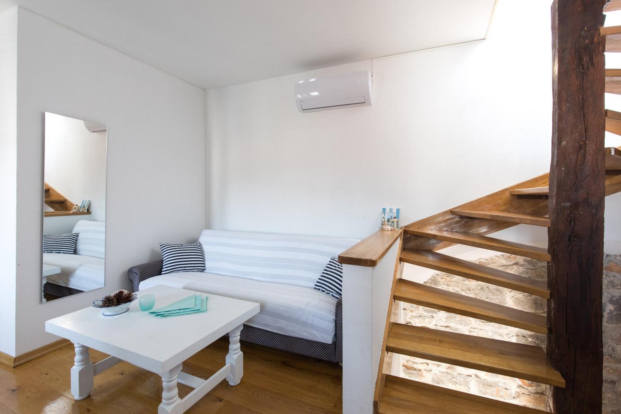 Apartment Roko Punat Buitenkant foto