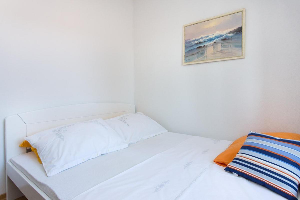 Apartment Roko Punat Buitenkant foto